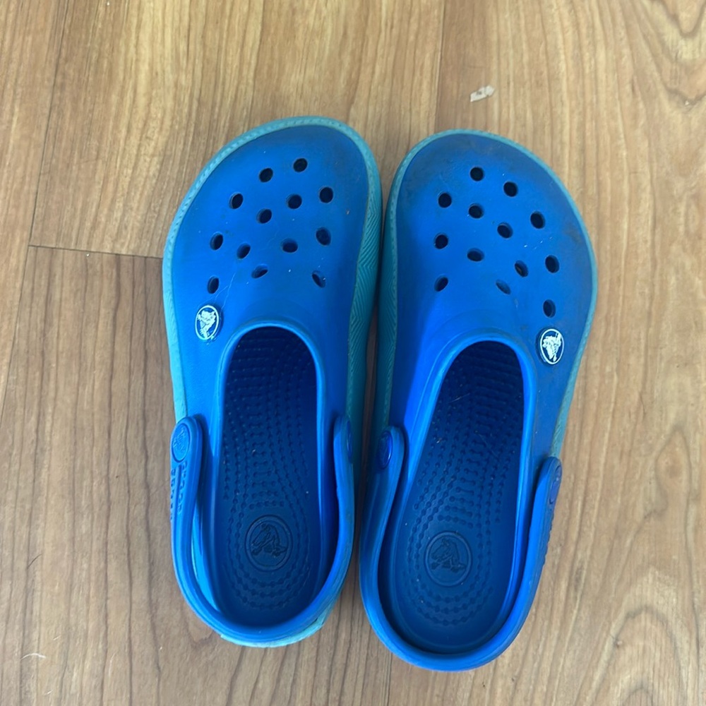 Crocs